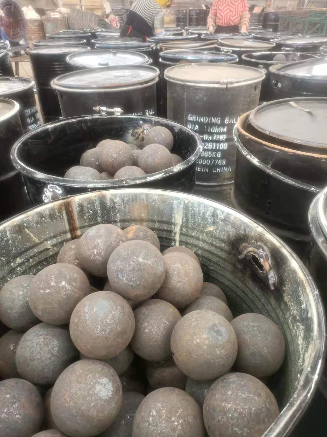 Bola de molienda para molino de bolas