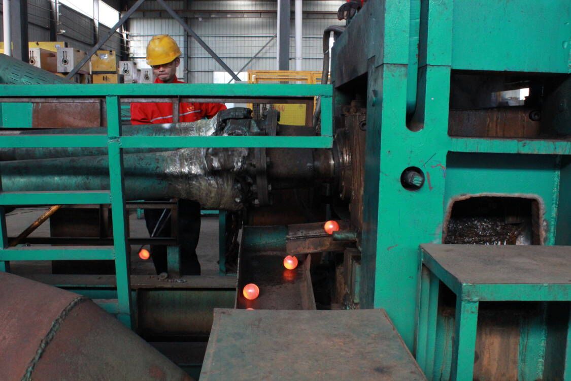 Bola rodante en caliente